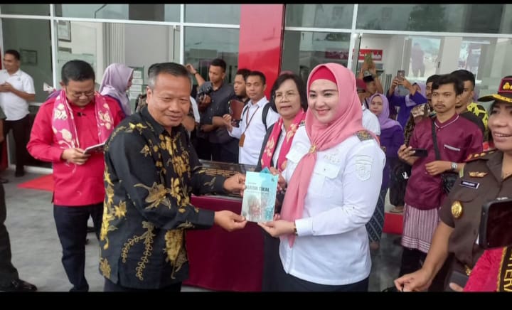 Dato Akhmad Elvian Babelpedia Negeri Serumpun Sebalai 