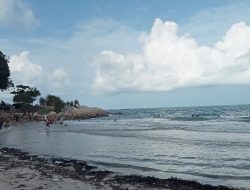 Pantai Tanjung Kerasak : Panorama Alam yang Mempesona