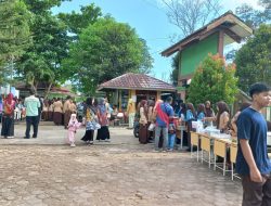Bazar Makanan Tradisional Warnai Gelar Karya P5 Kewirausahaan di SMAN 1 Toboali
