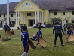 Tim Bola Tampah Putra Kecamatan Koba Ungguli Kecamatan Simpangkatis 