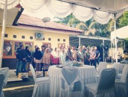 Kapolres Bangka Barat Serahkan Bantuan Sosial dan Evaluasi Kinerja Polsek Tempilang dalam Kunjungan Kerja