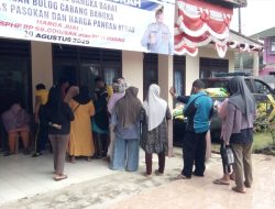 Gerakan Pangan Murah di Tempilang: Polsek dan Bulog Berkolaborasi untuk Stabilitas Harga