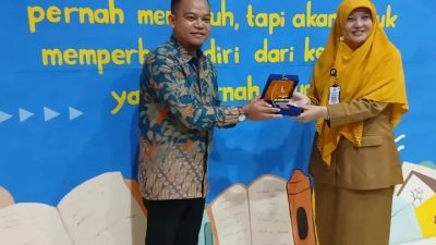 Kunjungan Studi Tiru SMAN 1 Payung dan SMAN 1 Pulau Besar ke SMAN 3 dan SMAN 4 Malang: Meningkatkan Mutu Pendidikan melalui Kolaborasi dan Inspirasi