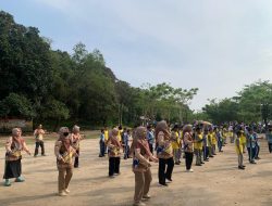 SDN 10 Mentok Rayakan HUT Ke-48 di Pantai Batu Rakit 