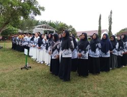 Guru, Lentera Tempilang: Dari Panggung HUT PGRI ke Cahaya Indonesia Emas