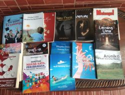 Kisah yang Berceceran dari Buku-Buku