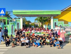 SDN 10 Mentok Bagi Takjil dan Bukber