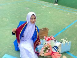 SEORANG ANAK REMAJA BELAJAR MENGEMUDI SAMPAI KECEBUR KE KALI (BEKASI JAWA BARAT )