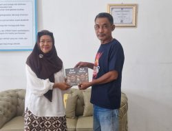 “Satu Buku, Seribu Mimpi” Donasi Pahlivi Syahrun untuk Literasi Sekolah
