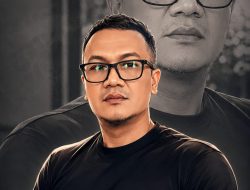 Pujian Kecil Untuk Aksara