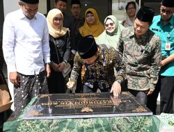 Pesan Wamen Fajar Saat Revitalisasi Sekolah Diarahkan untuk Memanusiakan Anak
