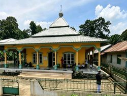 Masjid Baitul Mu’minin, Peradong