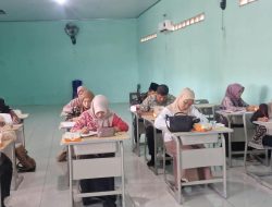 SMP NU Toboali Gelar Pelatihan Menulis Kreatif 